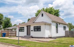 325 S State Street, Sullivan, IN 47882