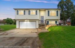 7250 Oneida Road, Charlotte, MI 48813