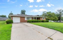 2437 Albert Rasche Drive, Cape Girardeau, MO 63701