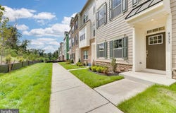 9333 BARNES LOOP, MANASSAS, VA 20110