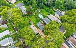 313 FAIRVIEW AVENUE, MOORESTOWN, NJ 08057