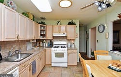1 WALNUT STREET, TOMS RIVER, NJ 08757