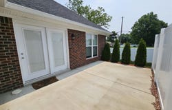 518 Eagle Point Drive, Louisville, KY 40214
