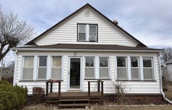 620 E Main Steet, Corsica, SD 57328