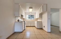 2447 N Michael Street, Visalia, CA 93292