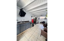 11512 SW 6th St, Sweetwater, FL 33174