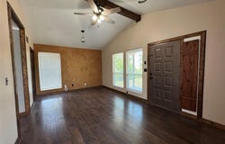 572 Eastern Ave, Bertram, TX 78605