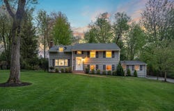 28 Spring Ridge Dr, Berkeley Heights Twp., NJ 07922-2025