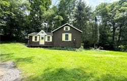4206 Railroad Street, Skaneateles, NY 13152