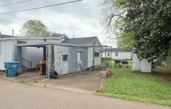 1059 Fox Street, Grenada, MS 38901