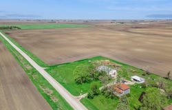 60315 210th Street, Nevada, IA 50201