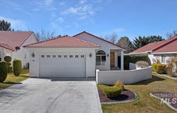 221 Los Lagos, Twin Falls, ID 83301