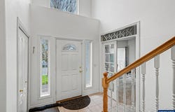 1806 Teton Dr E, Monmouth, OR 97361