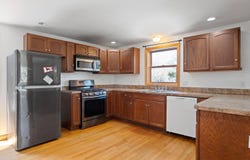 249 County Road, Oak Bluffs, MA 02557