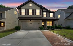 392 Winecoff Woods Drive NW, Concord, NC 28027