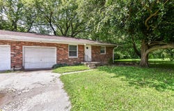 10208 E 46th Street, Indianapolis, IN 46235