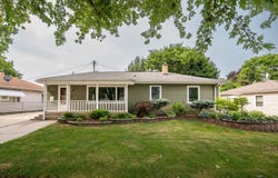1919 Gillen St, Racine, WI 53403