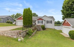 1834 S Pratt Lake, Martin, MI 49070