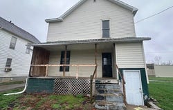 334 Cambridge Street N, Cumberland, OH 43732