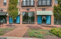412 MADISON TRADE PLAZA SE, LEESBURG, VA 20175