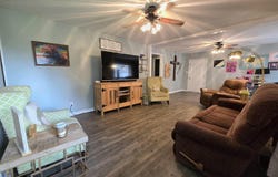 512 CAROLINE DRIVE, WEAVER, AL 36277
