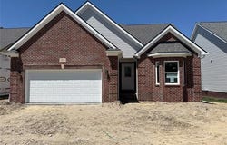 317 Devonshire Drive, Lapeer, MI 48446