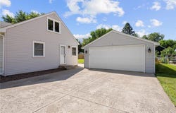 2083 Sunnyside Terrace, New Brighton, MN 55112