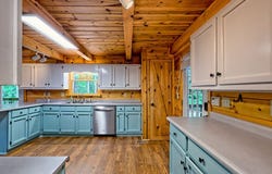 232 Bent Laurel Ridge Road, Clayton, GA 30525