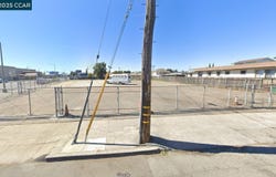 5542 International Blvd, Oakland, CA 94621