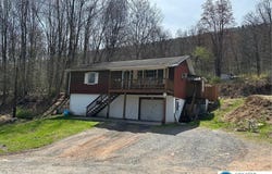 1165 E Catawissa Street, Nesquehoning Boro, PA 18240