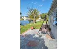 6905 NW 15th St, Margate, FL 33063