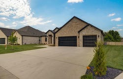 1698 N Marlowe Avenue, Springfield, MO 65802