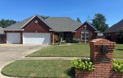 5 River Oaks, McALESTER, OK 74501