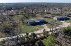 194 Williams Ln, Cedar Creek, TX 78612