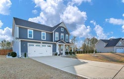 1427 Creekwood Road, Hope Mills, NC 28348