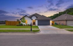 7030 E 155th Place S, Bixby, OK 74008