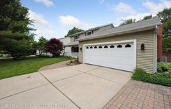 5823 Wood Valley Drive, Haslett, MI 48840