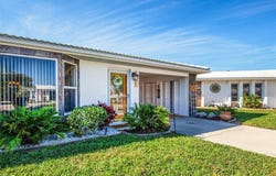 72 CIRCLEWOOD DRIVE, VENICE, FL 34293