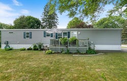 77 Hayes Park, Exeter, NH 03833