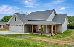 384 Nixon Drive, Guntersville, AL 35976