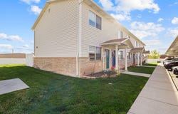 422 E 2050 N, North Ogden, UT 84414