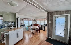 770 32nd S Ave, Saint Petersburg, FL 33705