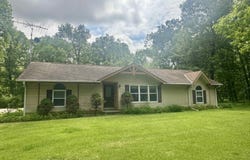 E2343 LAMPLIGHTER Lane, WAUPACA, WI 54981