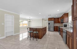 181 W MINNEHAHA AVENUE, CLERMONT, FL 34711