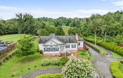 1407 Randolph Ave, Pulaski, VA 24301