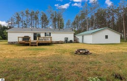 4126 Meadow Lane, Thompsonville, MI 49683