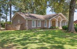 1905 Marietta Ave, Muscle Shoals, AL 35661