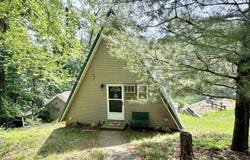 1126 Lakeshore Drive, Brooklyn, IA 52211