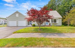 123 Boysenberry Drive, South Portland, ME 04106
