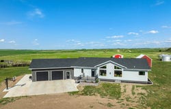 3264 147th Avenue NW, Alexander, ND 58831
